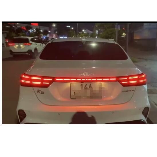Aplicable a la luz de marcha K3 KIA cerato KIA K3 Luz de marcha luz de freno Luz de marcha trasera del tronco