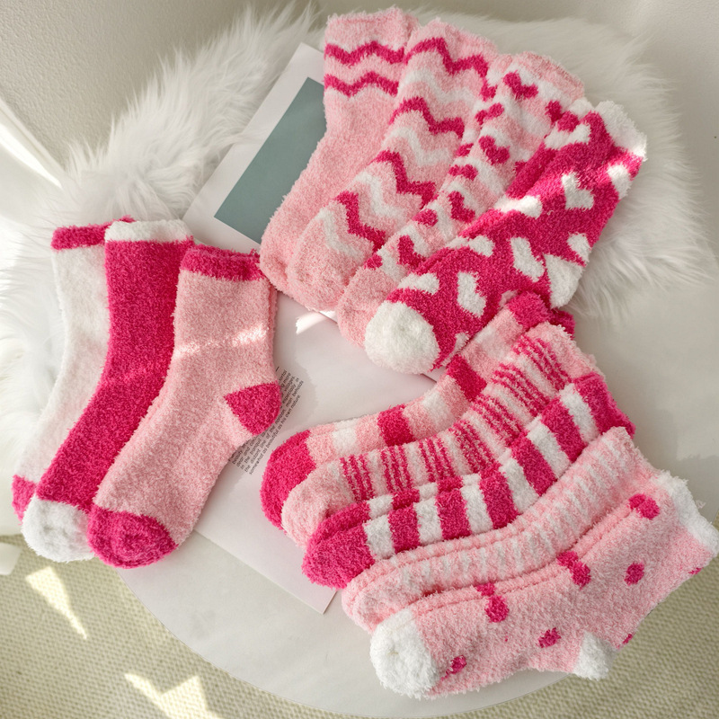 Coral Fleece Socks for Valentine's Day, Non-Shedding, Cross-Border Pink Floor Socks for Women, Autumn and Winter Half-Velvet Socks for Home Sleep