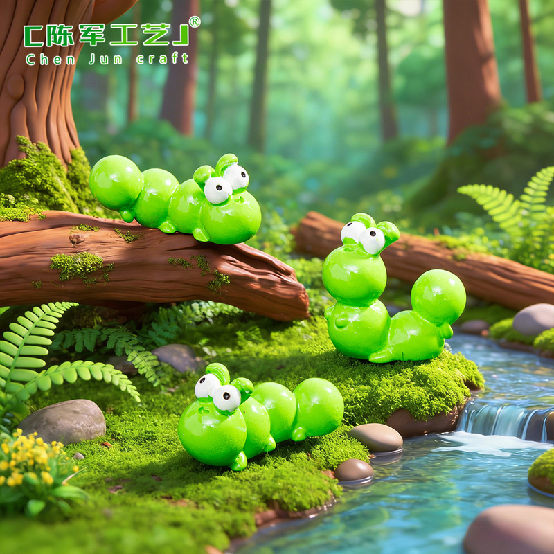 Moss Micro-Landscape Creative Big-Eyed Caterpillar Cute Figurine DIY Decoration Accessories Mini Resin Ornaments