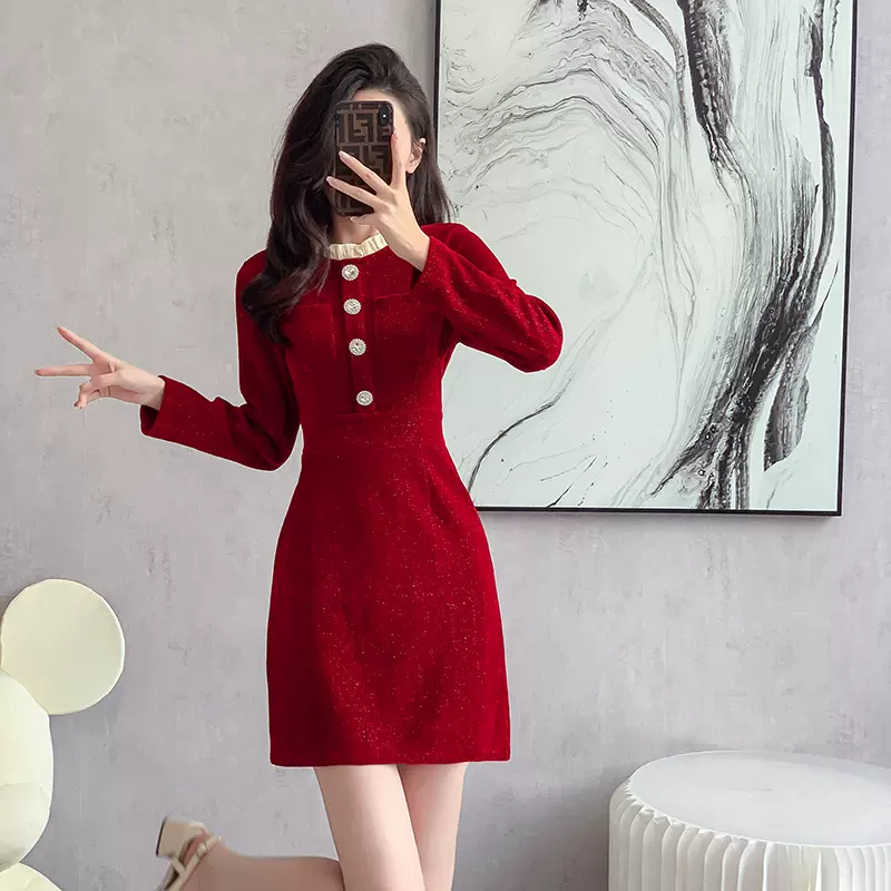 2024小个子跨年圣诞战袍小香风红色连衣裙女秋冬季订婚敬酒礼服裙