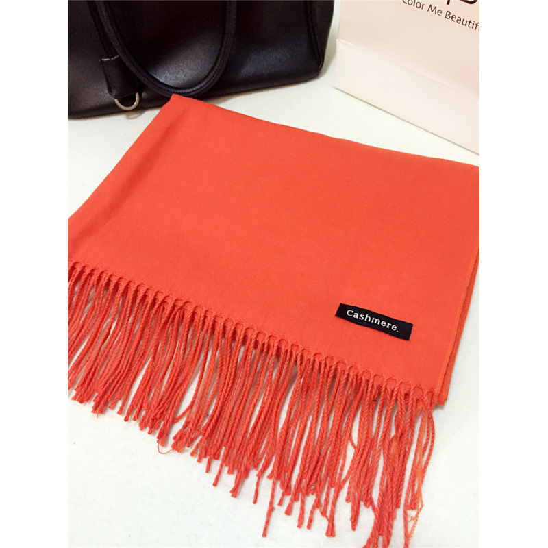 Chal para mujer otoño e invierno, color sólido largo, borla de cachemira de imitación, versión coreana de doble uso, bufanda gruesa y cálida para estudiantes de todo fósforo