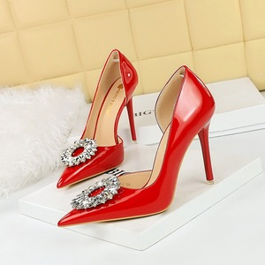 638-K29 European and American style banquet women's shoes with thin heels, super high heels, shallow cut pointed pa