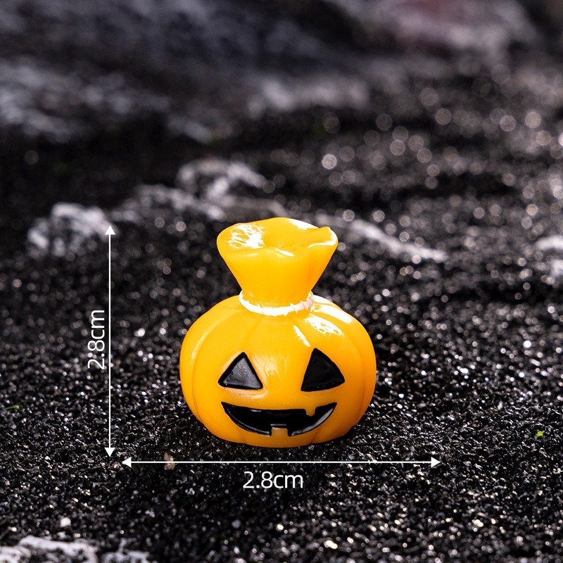 クロスボーダーハロウィンカボチャヘッド樹脂小さな装飾品マイクロ風景邪悪なカボチャ車のデスクトップ装飾品 diy 装飾|undefined