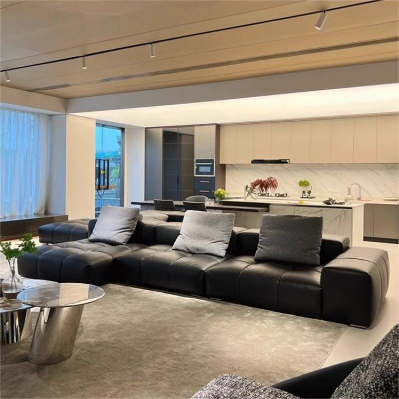 Sofá de cuero minimalista estilo italiano para sala de estar, cuero negro de primera calidad, arte en cuero de alta gama, combinación modular de filas rectas.