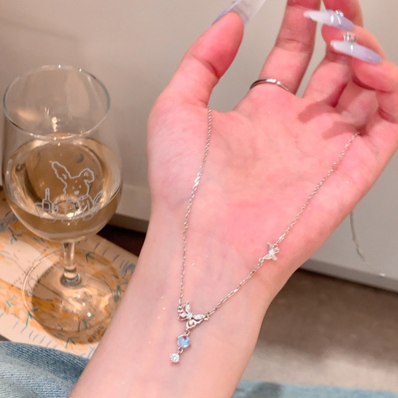 軽豪華小衆高級感真珠ネックレス女ins潮ファッション百合気質チタン鋼鎖骨鎖ネット赤首鎖