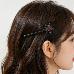 �͹Ř���ɫѩ�q��һ�֊AŮˮ荰l�A�羳�p�ݸ߼��Є�����l�Abb�A