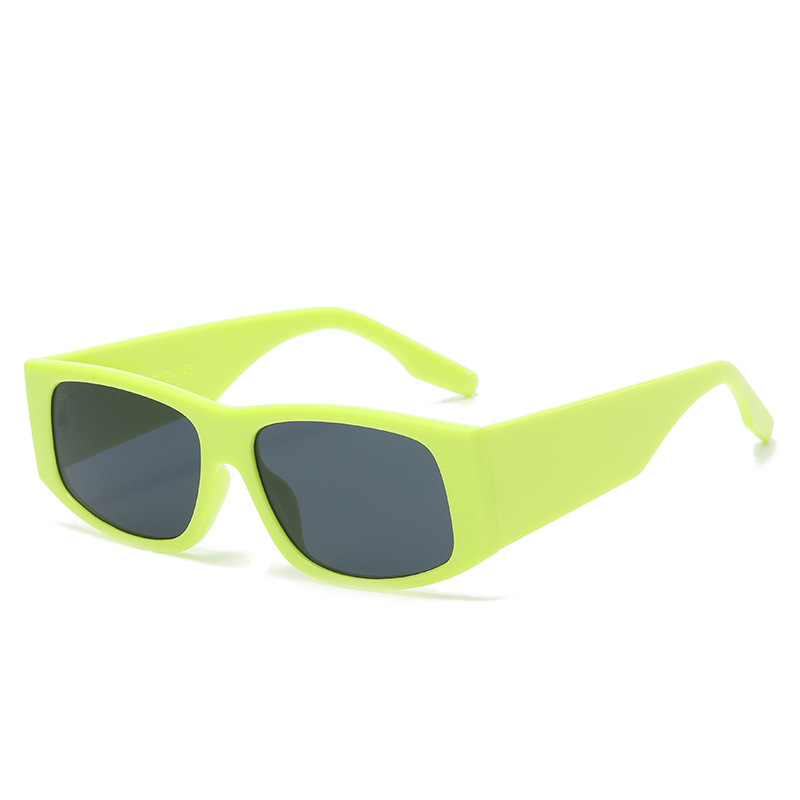 Fashionable brand sunglasses