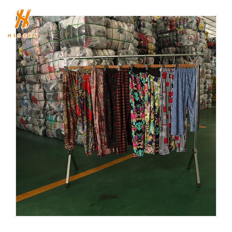 工厂批发二手衣服老年裤used aunts pants按斤出口冈比亚马里