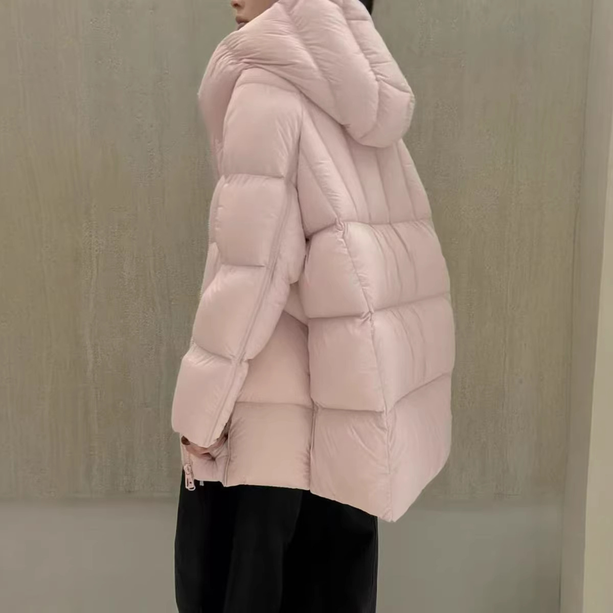Highly Fluffy 90 White Duck down Cloud-Like Puff down Jacket for Women, Mid-Length, 2025 Winter Fashion Thickened Turtle Shell Coat