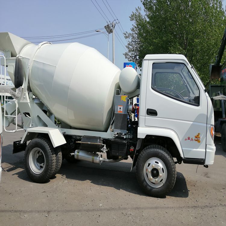 厂家供应国三3方唐骏搅拌车 小型水泥搅拌车 国三罐车现货