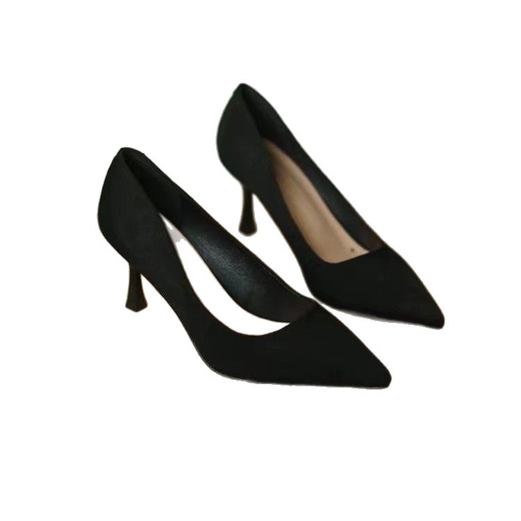 2026 primavera francesa retro tacones altos zapatos de mujer puntuales superficiales temperamento universal zapatos de trabajo de viaje profesional