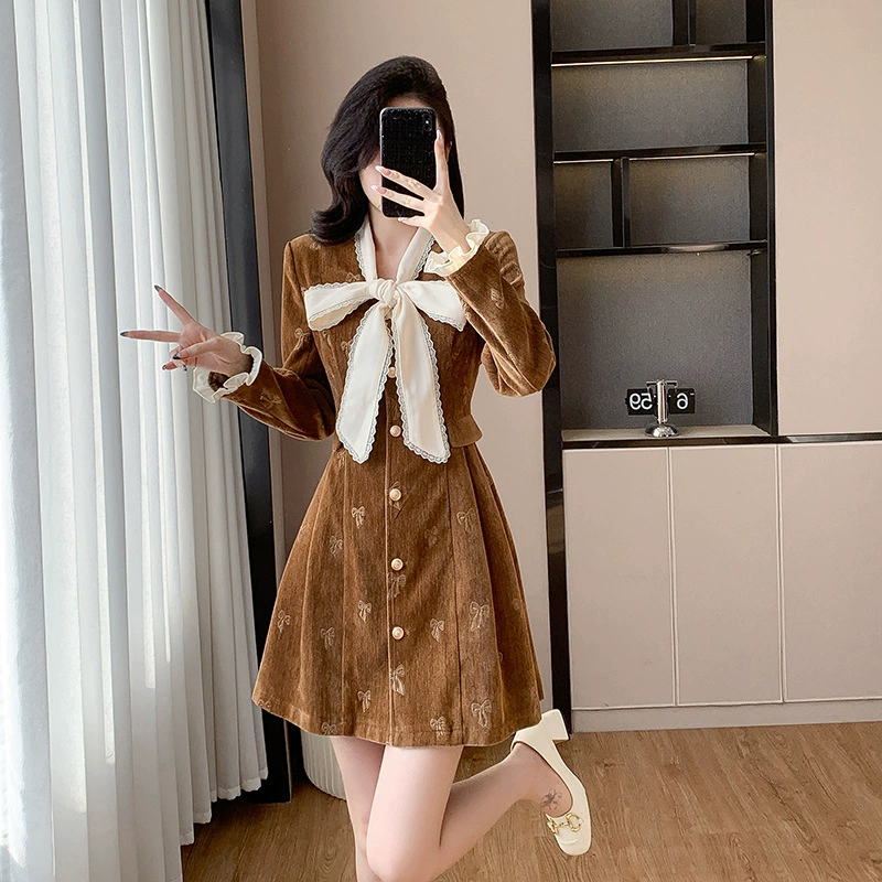 На шнуровке бант французское утолщенное платье с длинными рукавами женское зимнее платье высокого уровня темперамент талии