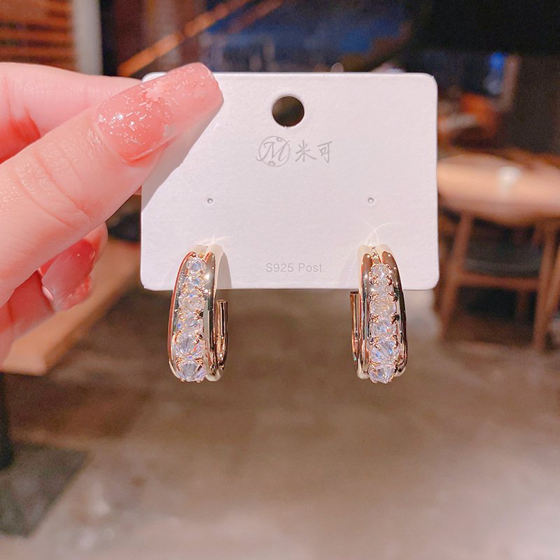 Fashion Geometric Copper Inlaid Zircon Earrings Wholesale display picture 4