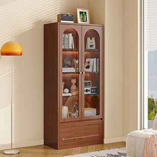 ��ľ�����������T�ռ{���й��L�͏dչʾ���������С�����ռ{��