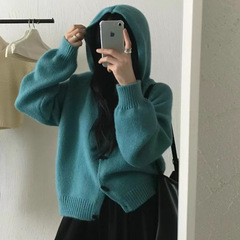 韩系复古牛角扣连帽毛衣开衫女宽松秋冬新款慵懒风显瘦针织衫外套