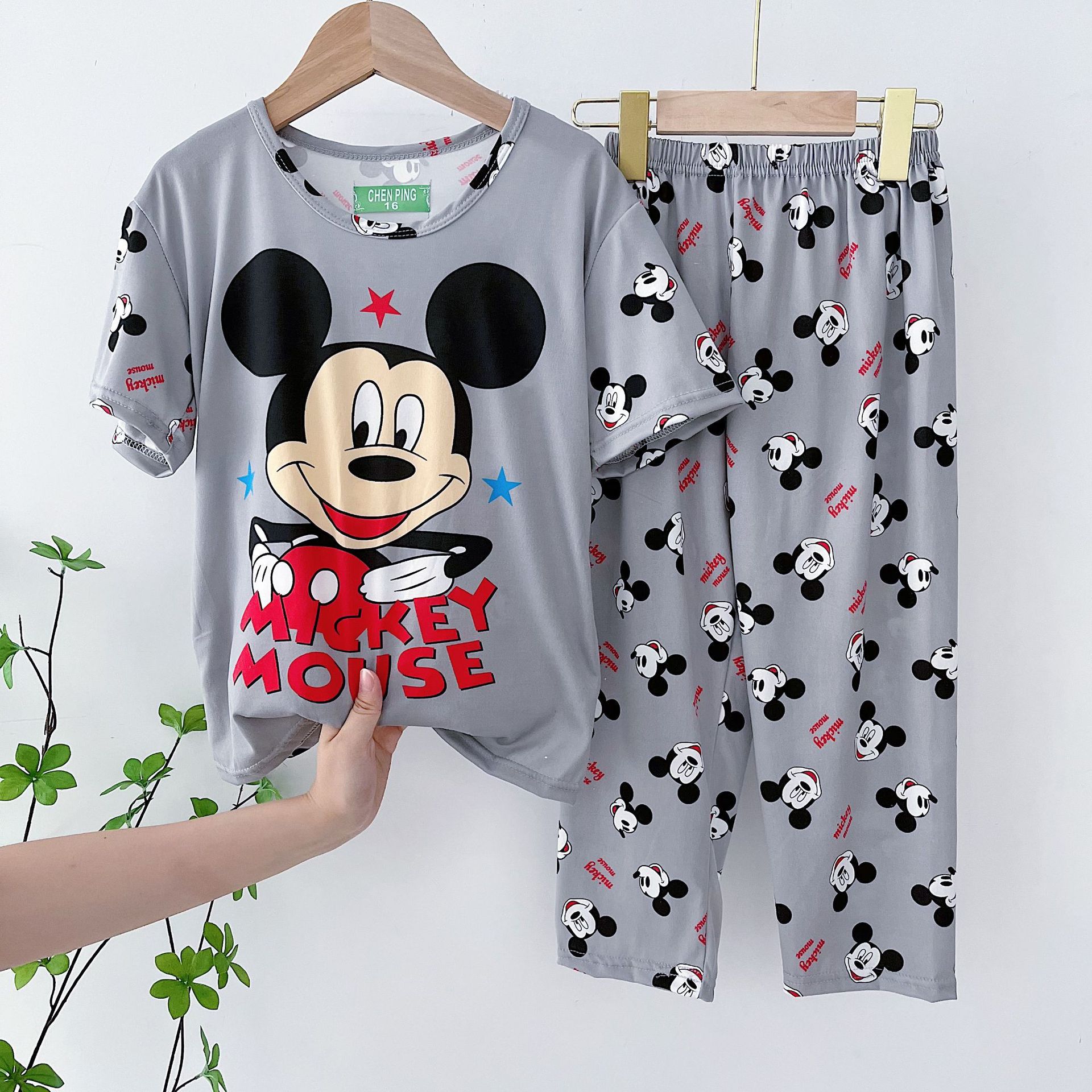 Z-manga corta y larga-Mickey gris