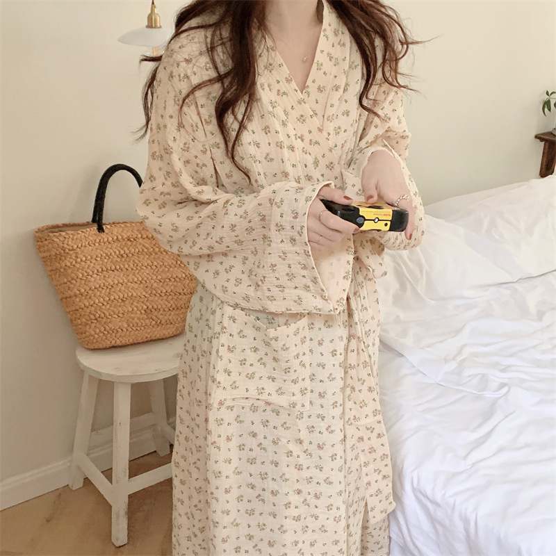 Real Shot of 2024 Autumn New Women's Cotton Floral Bathrobe, Long Kimono-Style Loose Pajamas, Home Wear