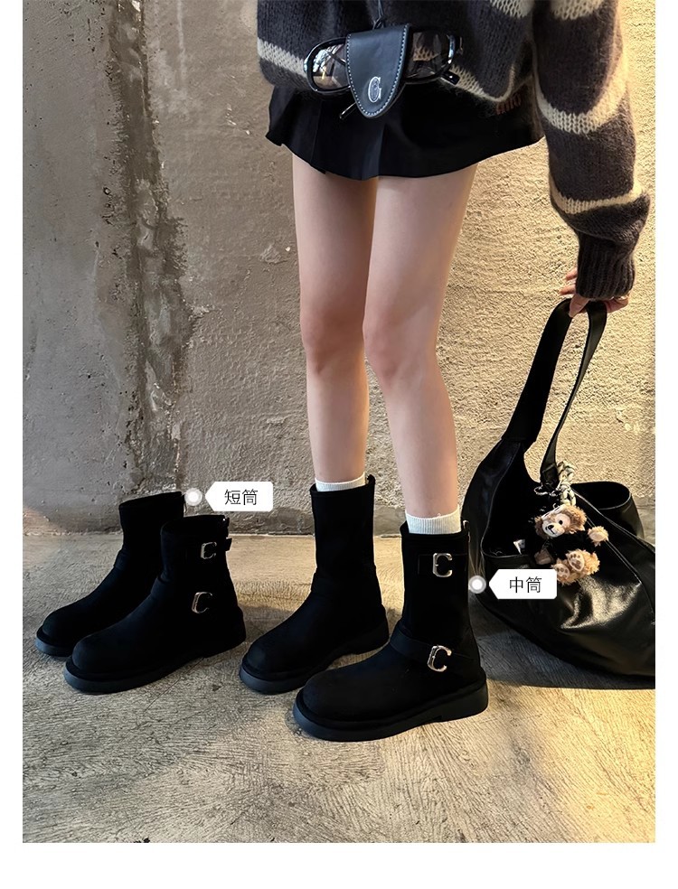 Grape Mom otoño e invierno nuevo estilo retro locomotora hebilla punta redonda suela gruesa botas cortas de tubo medio aumentadas botas de caballero mujeres image 9