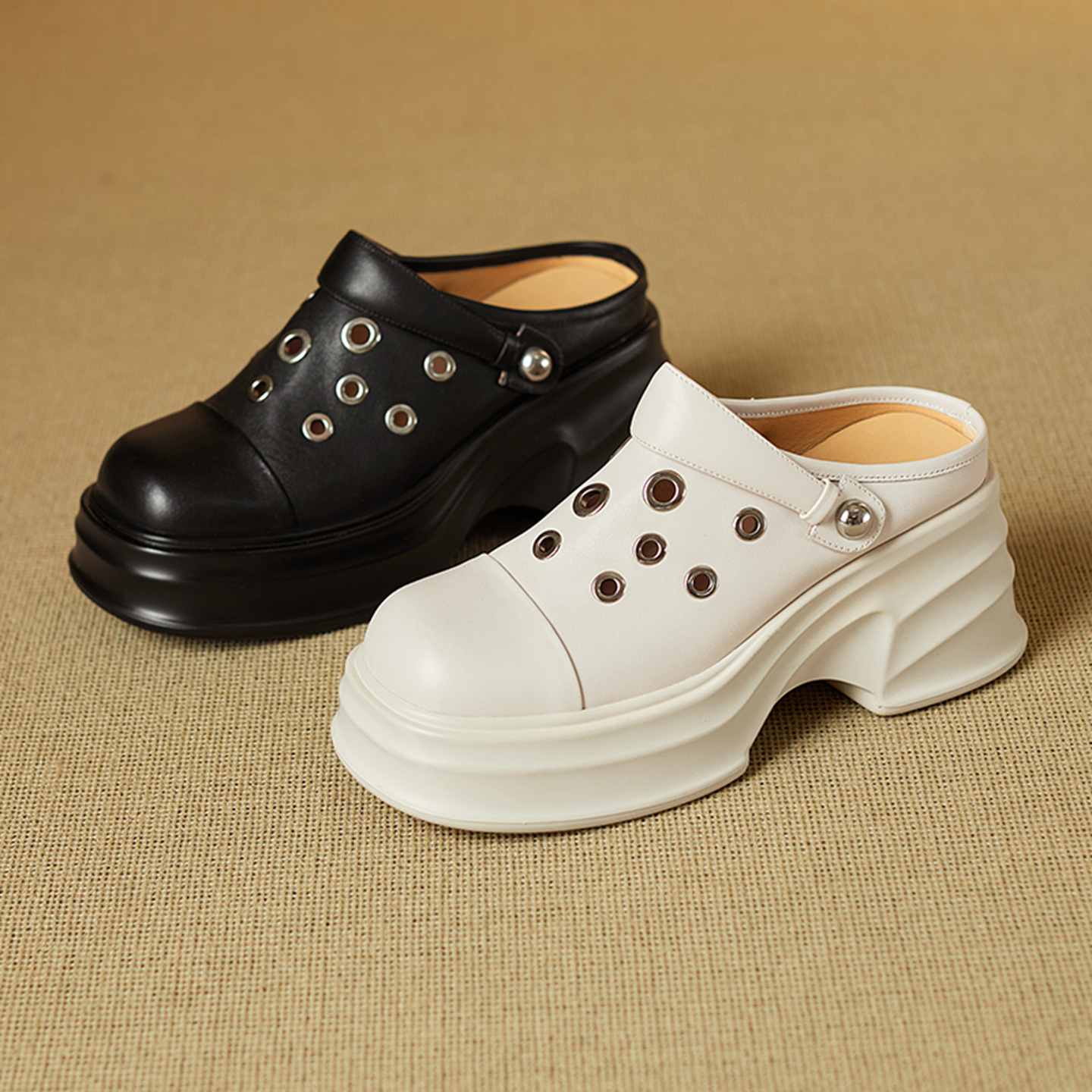 Dép sandal nữ mũi nhọn quai chữ V đế dày gót cao 9 cm — màu trắng ngà