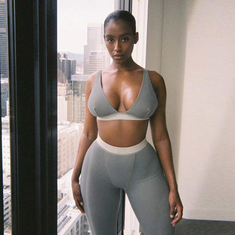 Cross border Europe and America Foreign trade 2021 Spring and summer Amazon Women's wear new pattern motion Yoga Kit wholesale