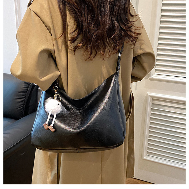 Simple and large-capacity bag for women, 2024 new style, fashionable and versatile casual single-shoulder bag, student commuting crossbody tote bag undefined