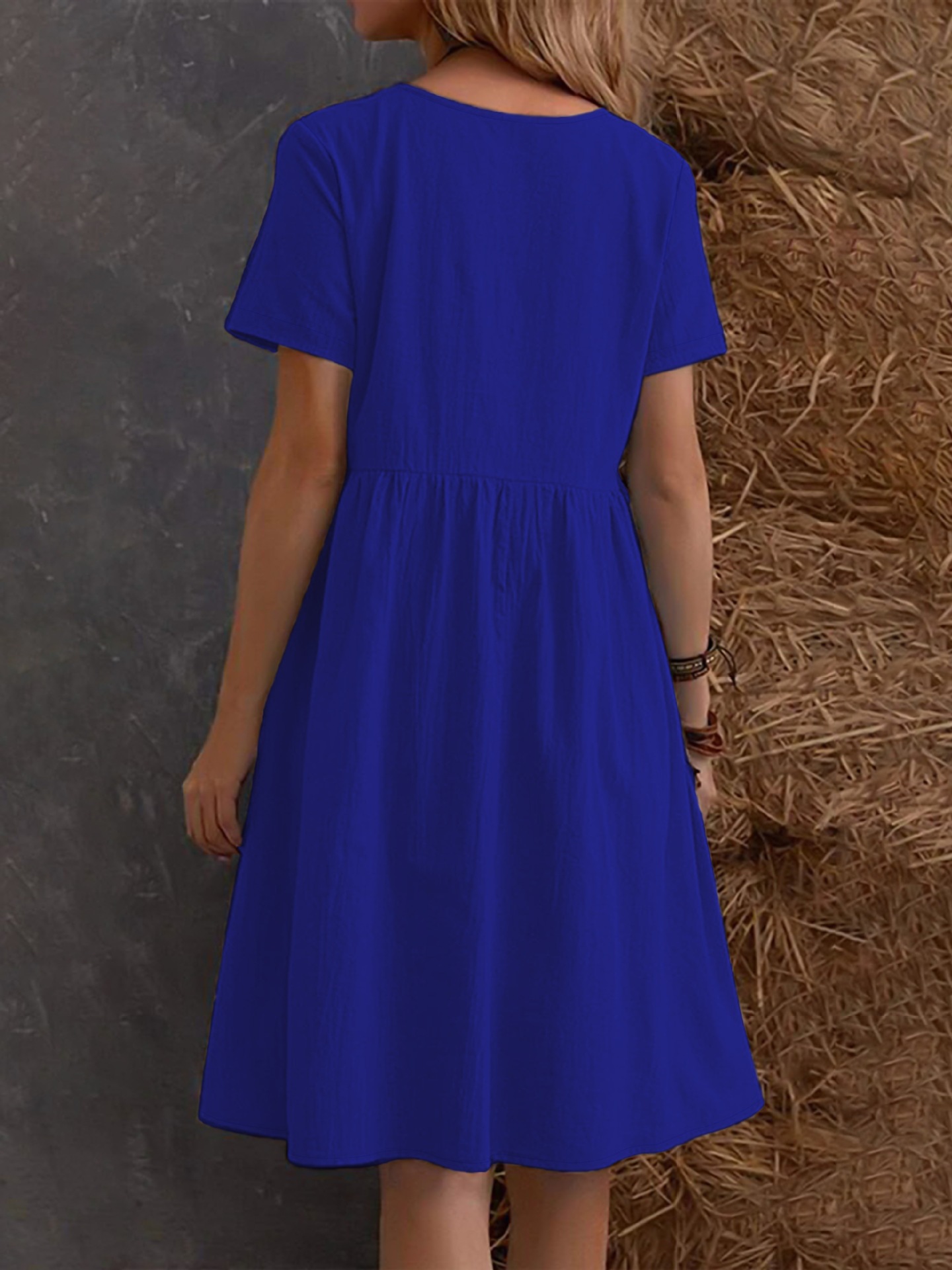 Women's Casual Short Sleeve A-Line Dress With Pockets, Solid Color Round Neck T-Shirt Dress For Everyday Wear_ecoleips.com