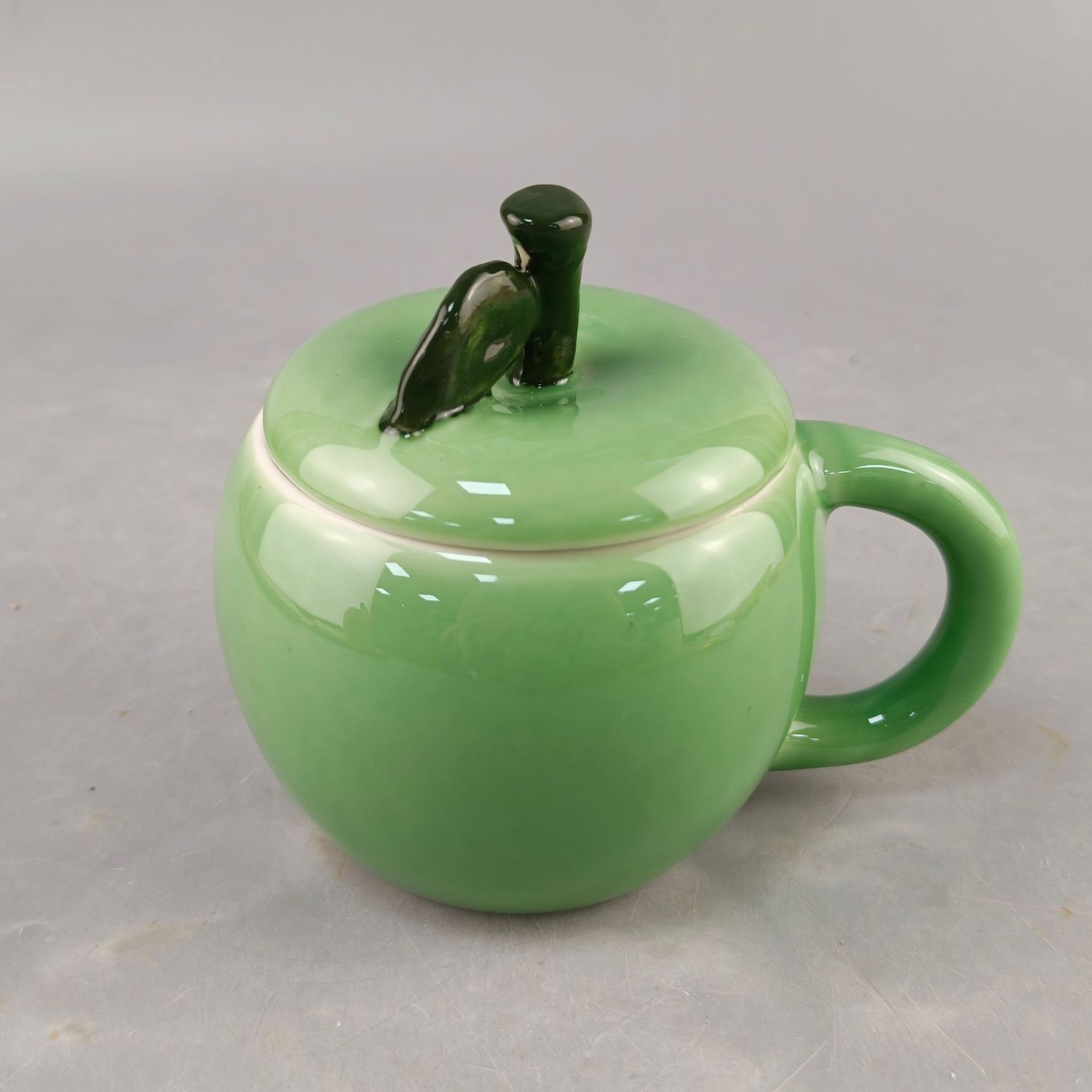 Taza de cerámica de manzana creativa taza de frutas casera encantadora con taza de agua con tapa de alta calidad regalo de Navidad