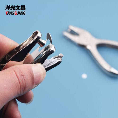 Manual Single-Hole Punch Pouch Binder Handheld Punching Machine Mini Metal Punch Clips Labor-Saving Paper Punch