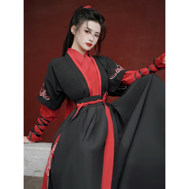 Hanfu üslubunda naxışlı qadın və kişi kostyumu, böyük ölçülər