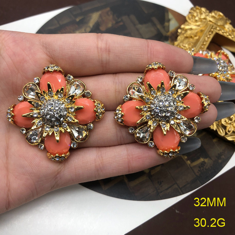 1 Pair Retro Classic Style Flower Plating Inlay Alloy Rhinestones Ear Studs display picture 5