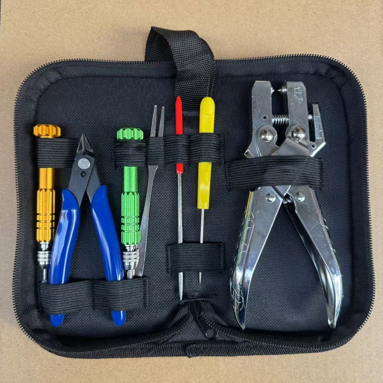 Yuquan Nueva raqueta de bádminton protector de línea de transferencia de cambio de partículas de goma clavo presión lateral Campana boca alicates herramienta de presión fría