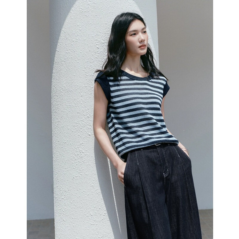 2026 New Summer Style Glossy Round Neck Slightly Loose Sleeveless Knitwear for Women 1H4933621