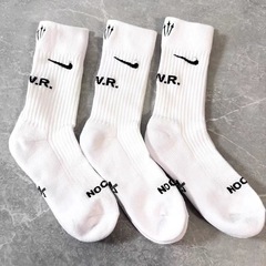 スワニクスト 三叉刺繍 白黒コラボ バスケットボールソックス タオル底 スポーツロングソックス スポーツ速乾