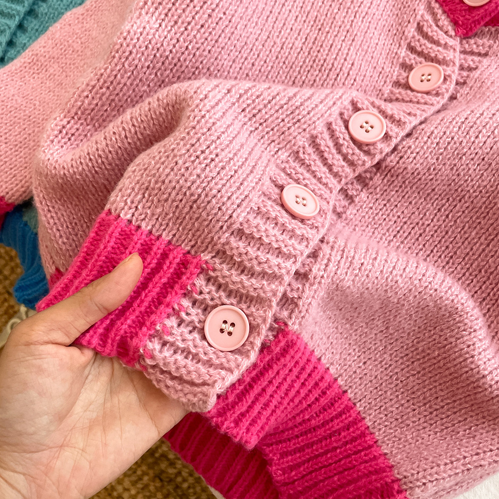 Mädchen Strickjacke – Stilvoller Cardigan Mit Kontrastfarben_voghion.com