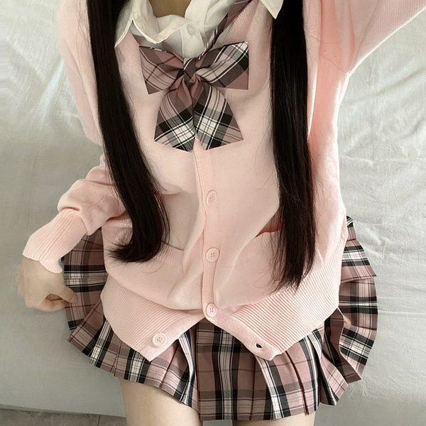 Fuchsia cardigan