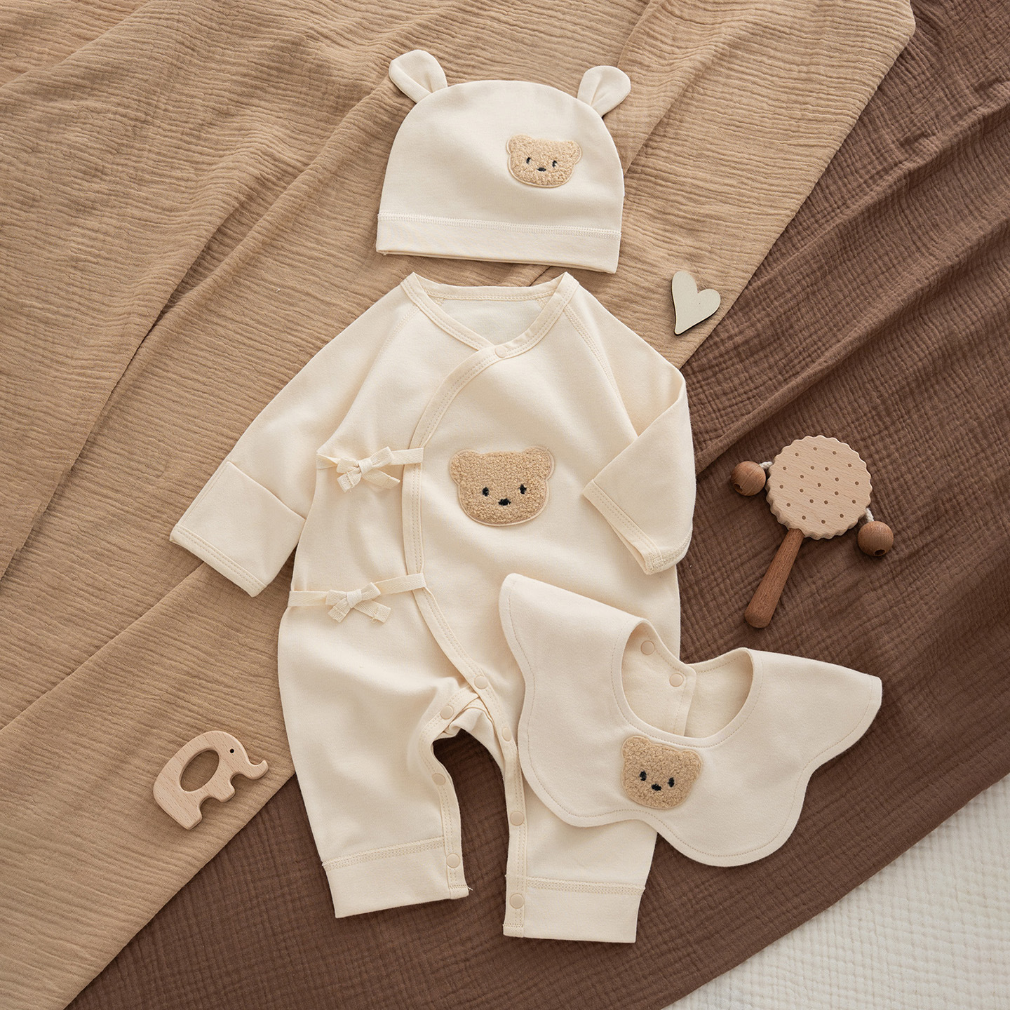 Patch bear khaki 3-piece set