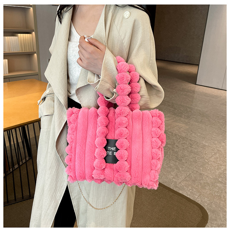 Shoulder Bag Bags Type Winter New Portable Letter Fur Bag Large Capacity Women's Chain Shoulder Messenger Bag Tote Plush Bag