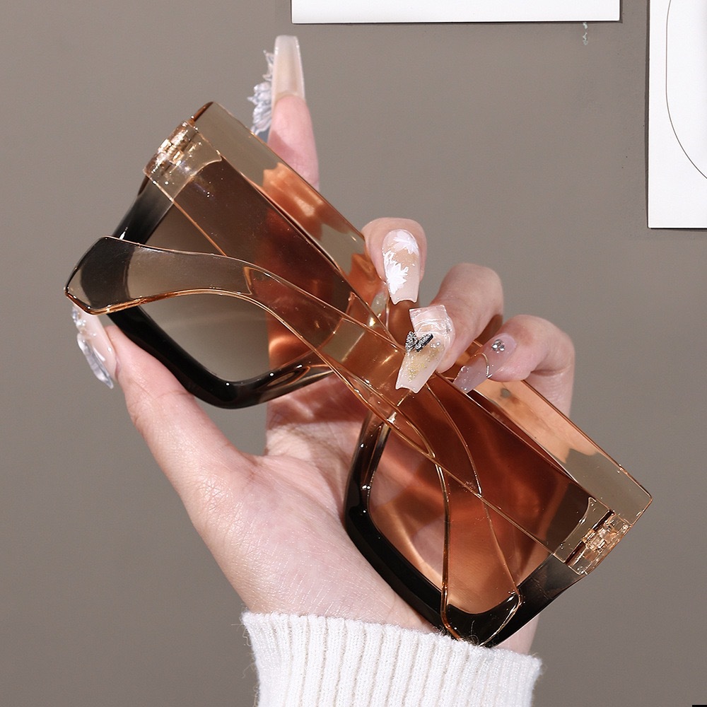 Personalized Square Gradient Sunglasses For Men And Women_voghion.com