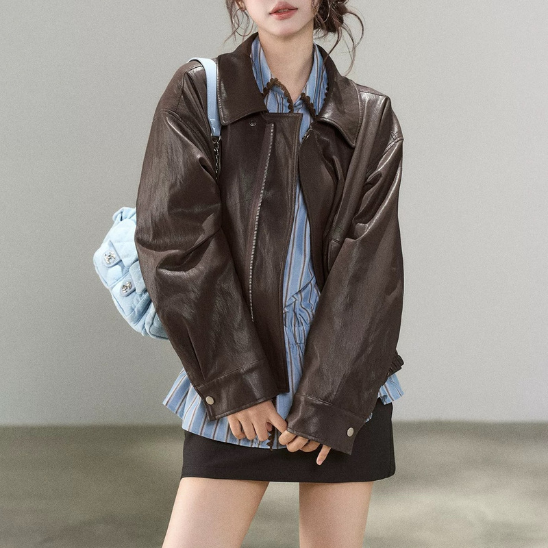 A Small Wild Berry American Brown High-End Leather Jacket for Women 2025 Autum New Design Short Jacket