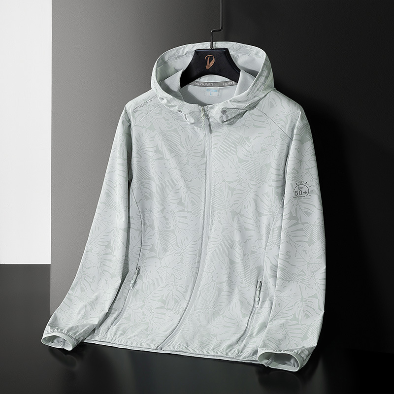 Borneol Sunscreen clothes summer Thin section motion jacket Add fertilizer XL The fat ultraviolet-proof Jacket coat