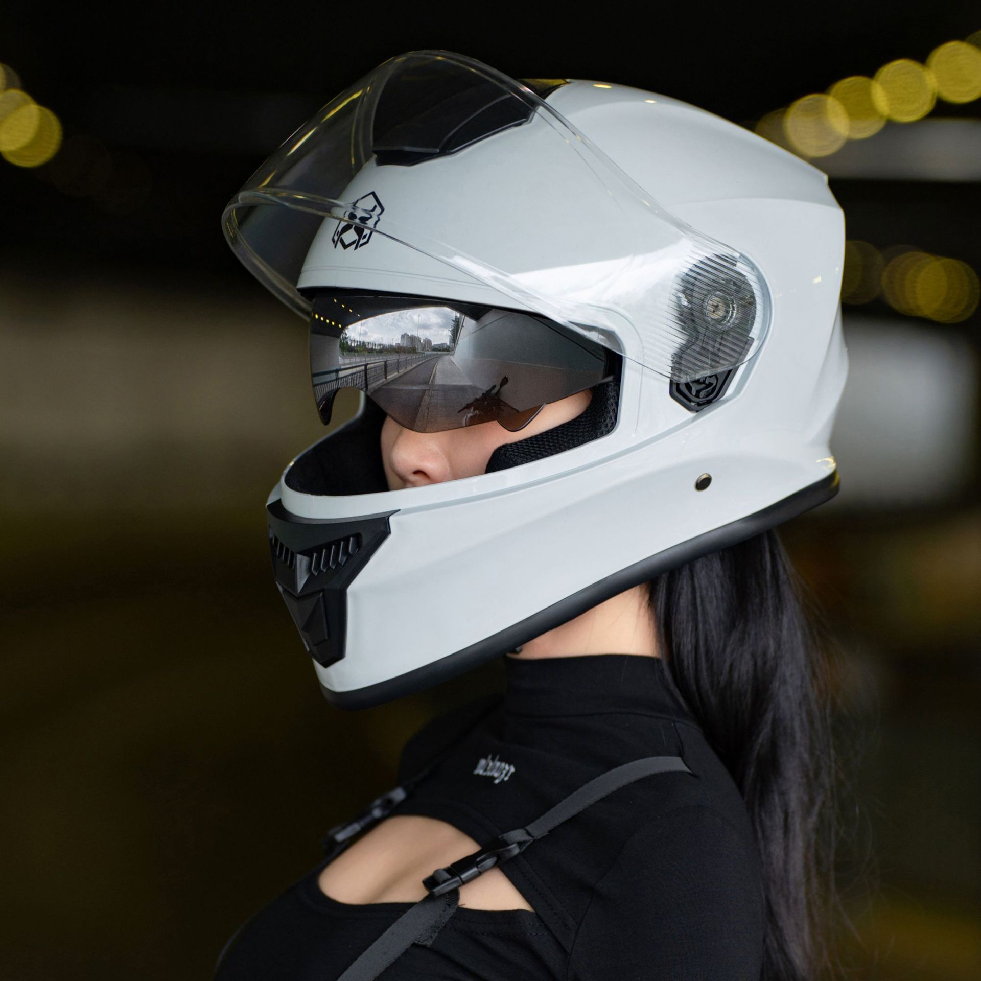 Casco de motocicleta eléctrica de comercio exterior para hombres cuatro estaciones de motocicleta universal de motocicleta de batería para mujeres calentamiento casco de seguridad de invierno