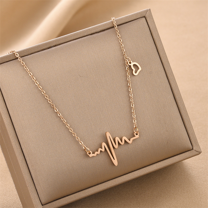 Simple Style Heart Shape Titanium Steel Necklace 1 Piece