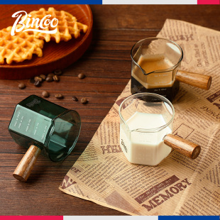 ✅ Bincoo Coffee Cup Glass with Scale Espresso Extraction Measuring Cup Wooden Handle Milk Cup Milk Jug Ounce