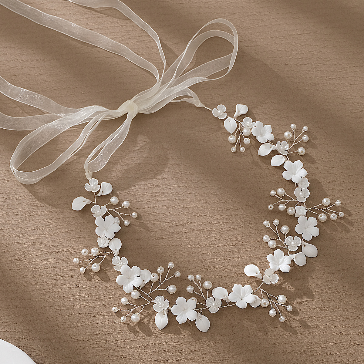 Retro Flower Imitation Pearl Hair Band display picture 3