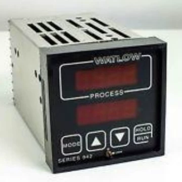 Поставка WATLOW контроллер PD: 063 TYPE:WS 5 B2