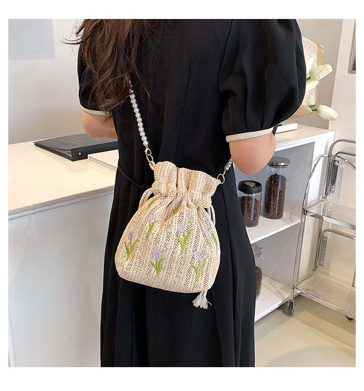 Women's Fashion Solid Color Pearl Embroidery Soft Surface Bucket Drawstring Buckle Bucket Bag Straw Shoulder Bags display picture 5