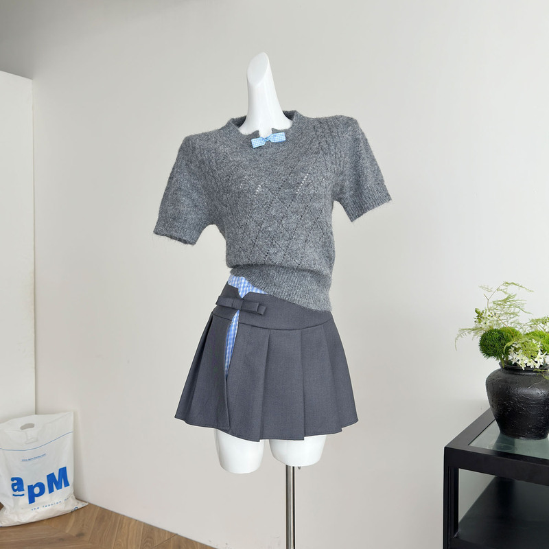 "Xinxing" 2026 Summer New Women's Bow-Knot Miu-Style High-End Gray Knitwear Short-Sleeved Suit