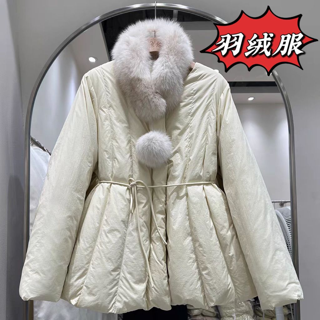 设计感收腰围脖狐狸毛领羽绒服女韩系短款修身显瘦白鸭绒保暖外套