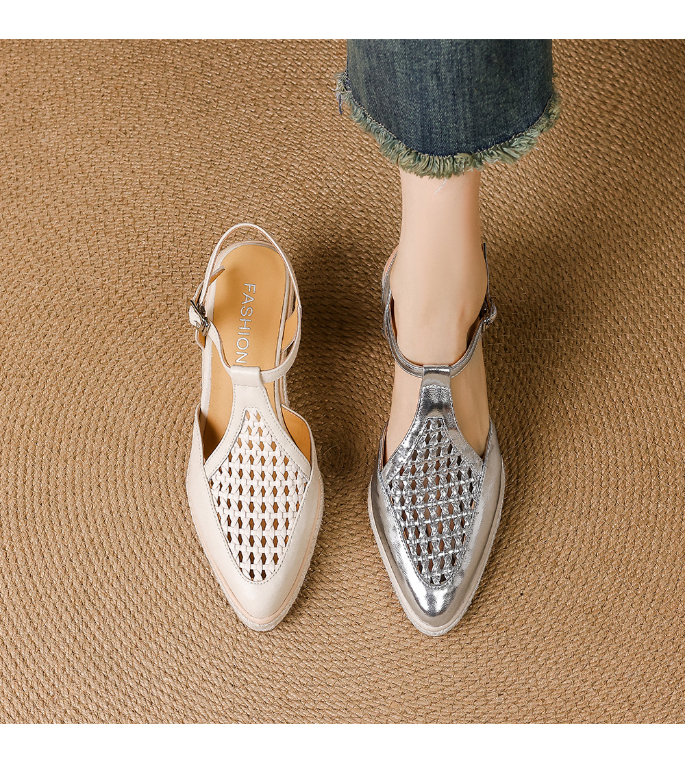 Sandal cao gót nữ hở mũi đế xuồng đan rơm, quai chữ T kiểu La Mã, gót 7.5 cm — màu trắng ngà, bạc chi tiết 12