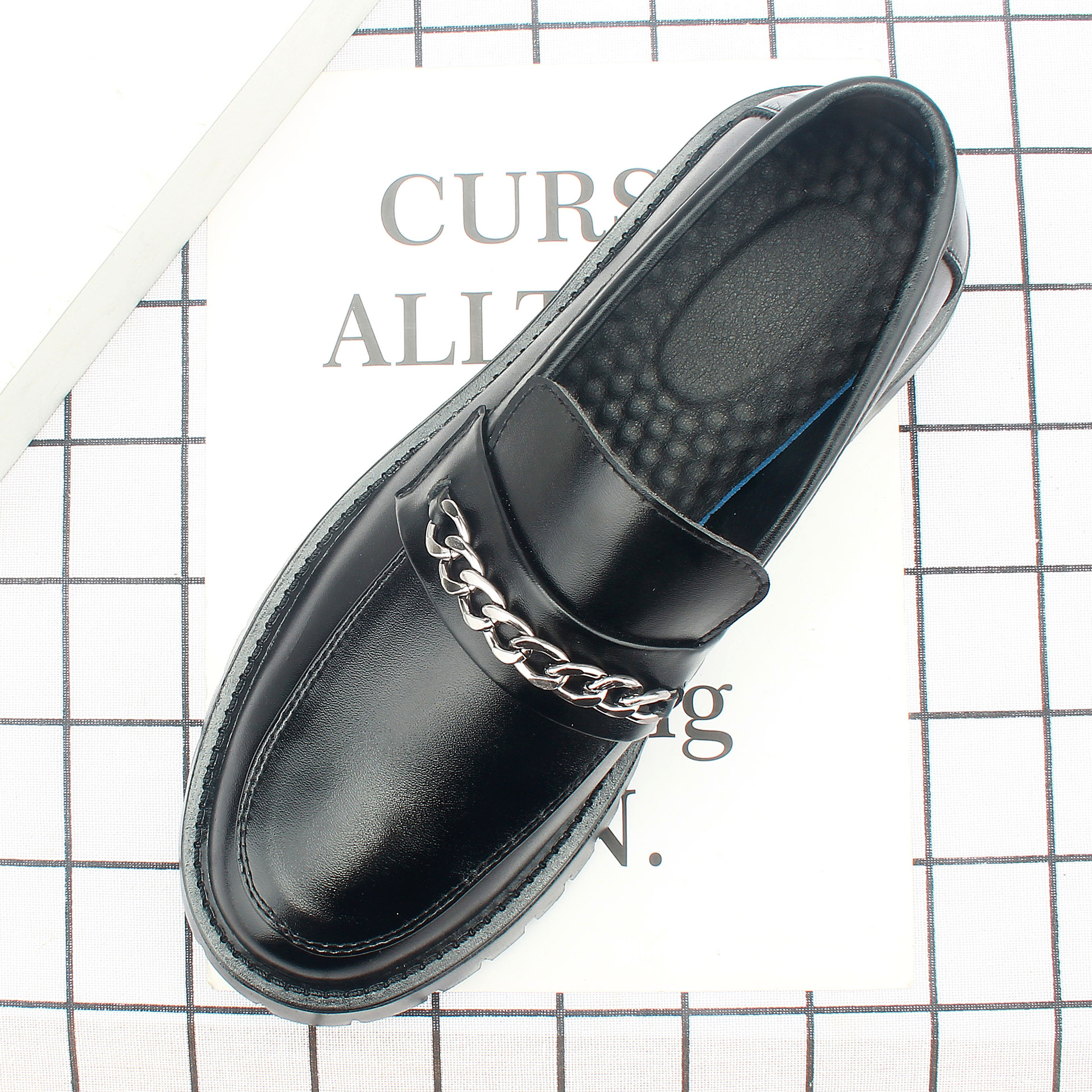 2022�����¿���ָ�Ь�����ۺ����ƤЬһ�ŵ�����Ь821